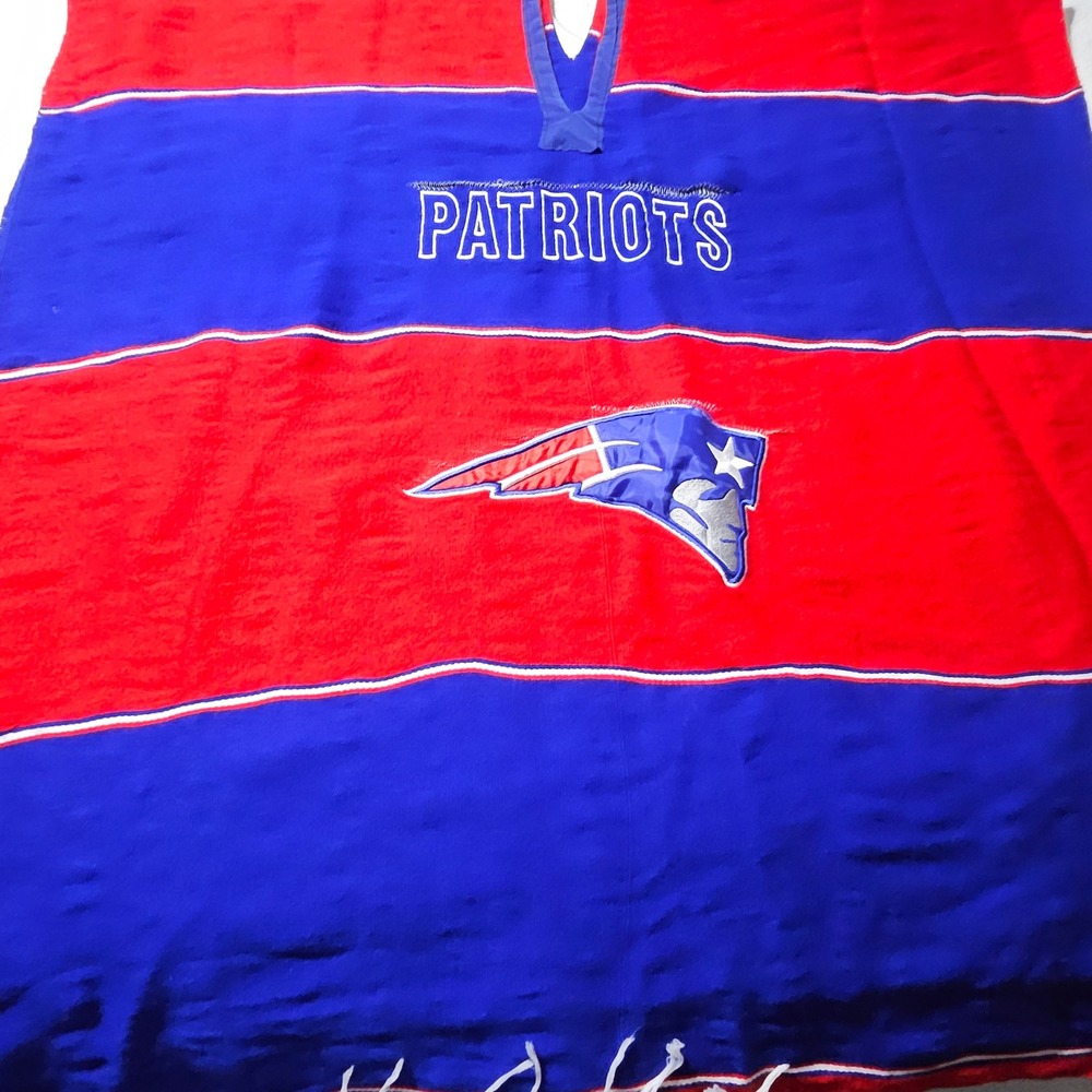New England Patriots NFL Football Red Blue Poncho Pullover Embroidered Logo